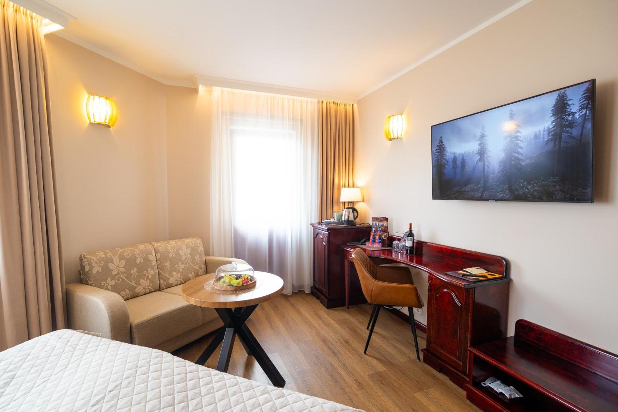Hotel Legend Parnu Luaran gambar
