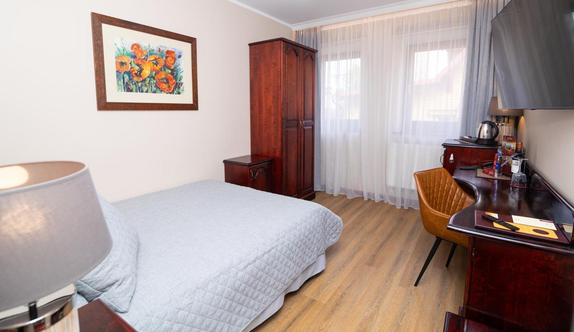 Hotel Legend Parnu Luaran gambar