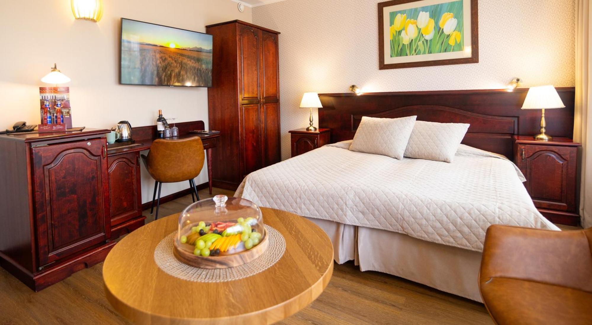 Hotel Legend Parnu Luaran gambar