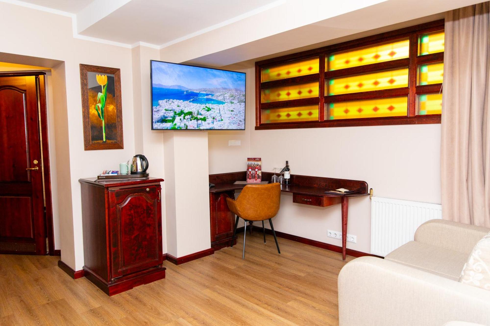 Hotel Legend Parnu Luaran gambar