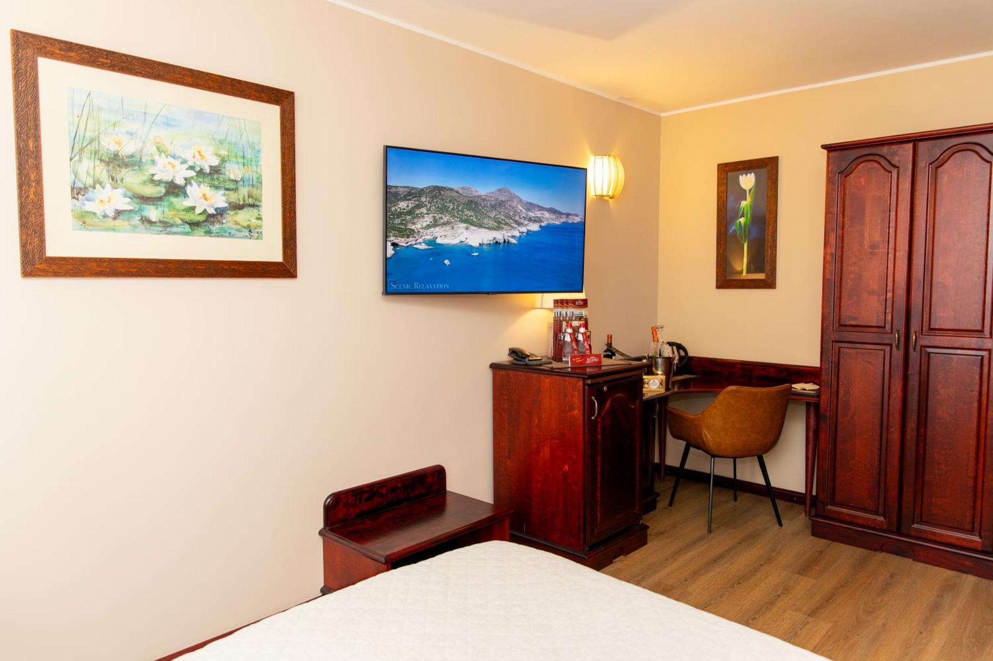Hotel Legend Parnu Luaran gambar